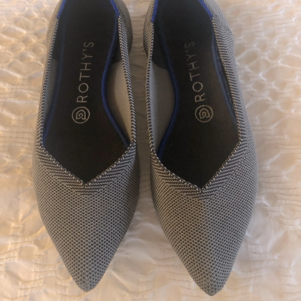Rothys Pointed-Toe Shoes - Size 8